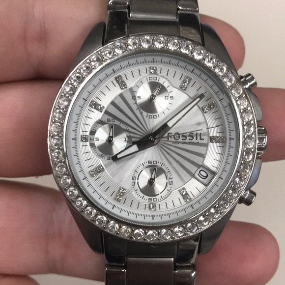 SOLD-Fossil Watch - Picture 2 of 4
